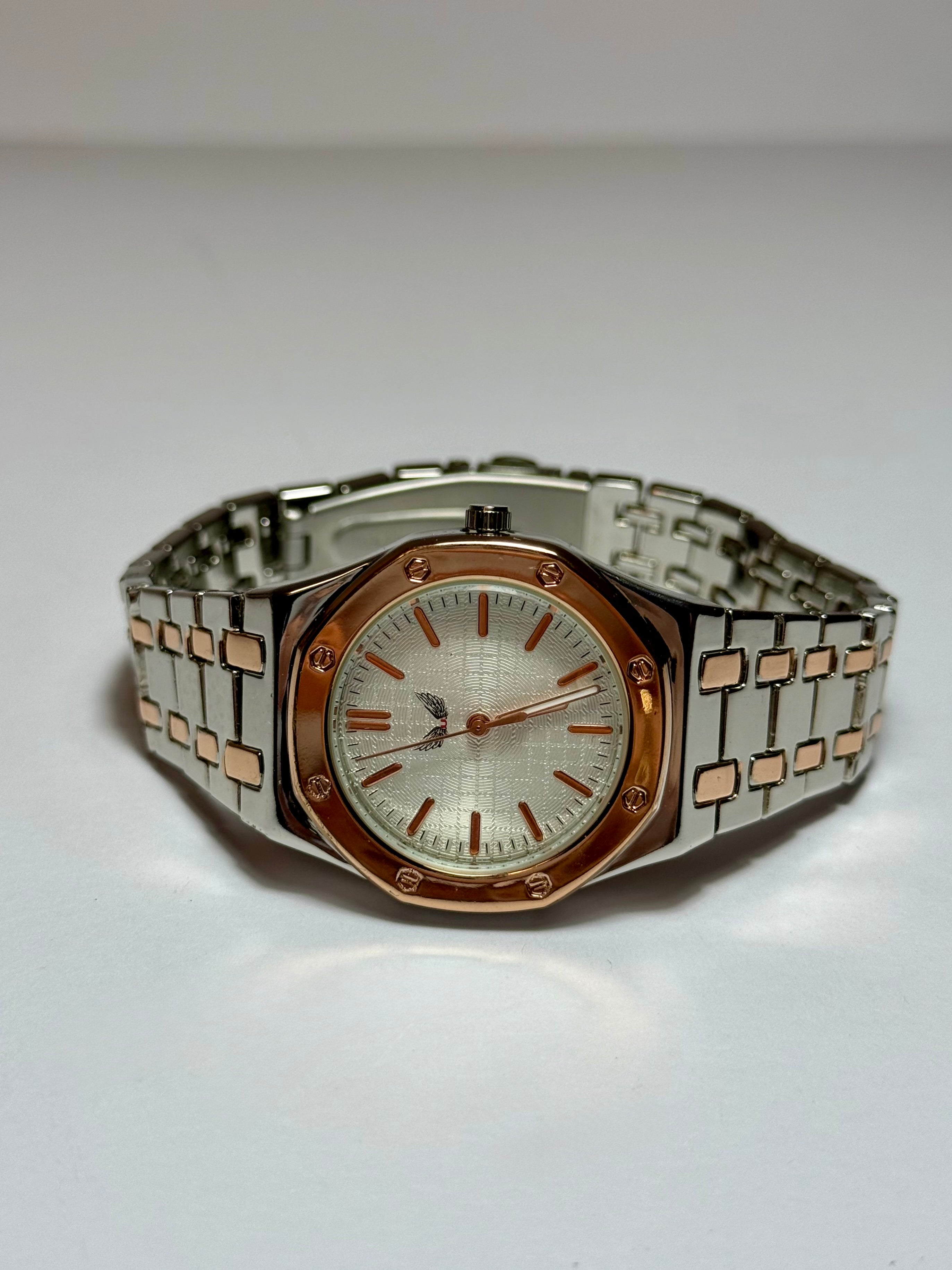 Ceas Ivory Luxe, otel inoxidabil, cadran fluorescent, cristal (damă)